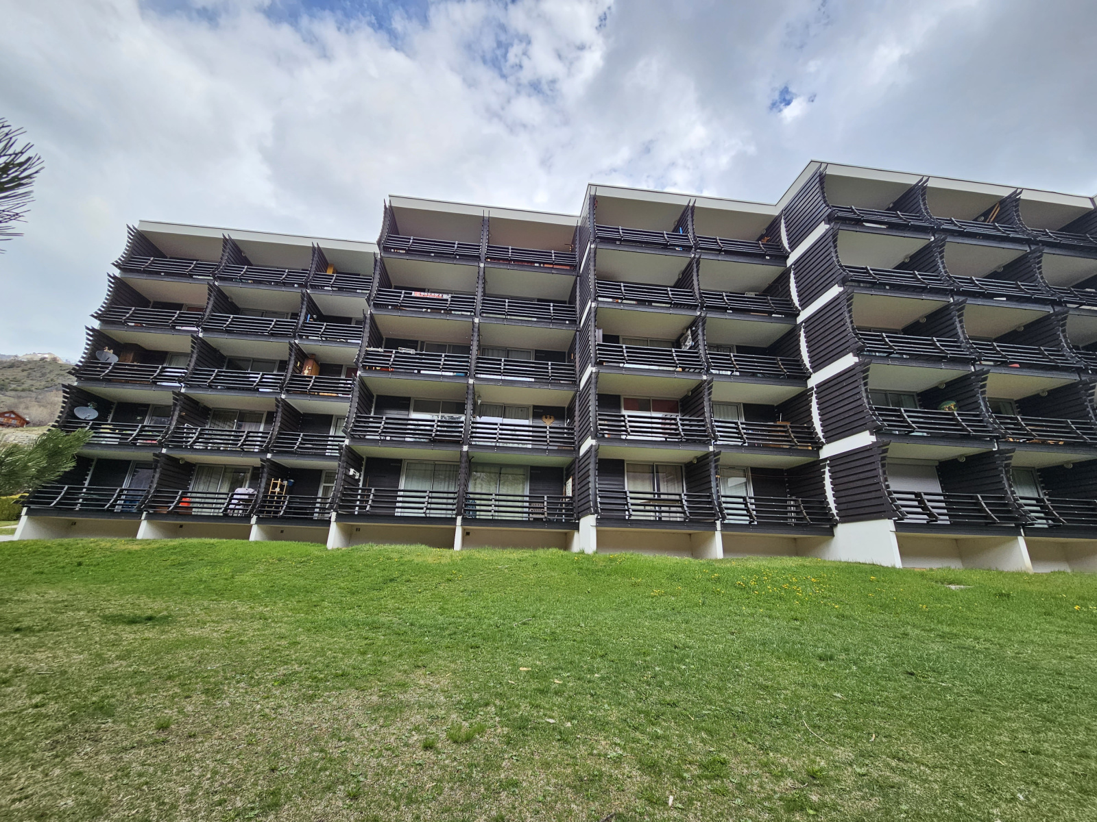 Image_8, Studio, Chantemerle, ref :142/04