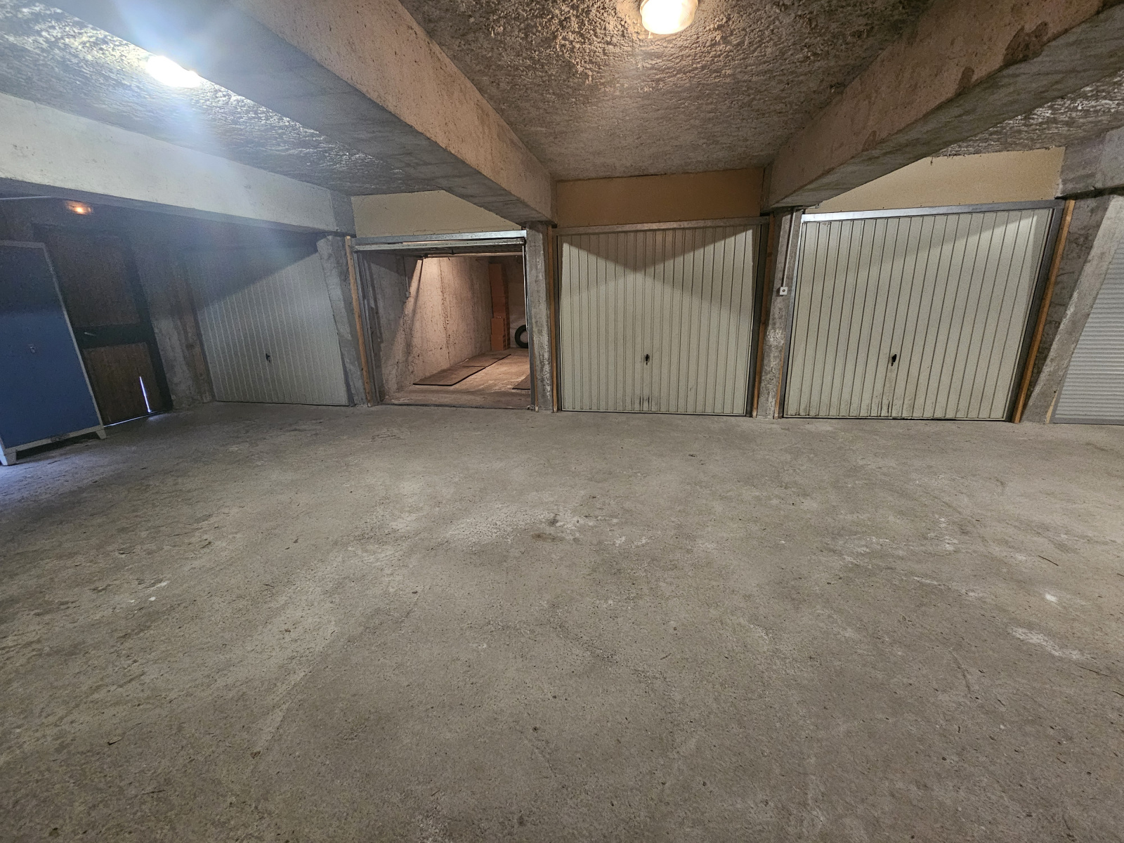 Image_3, Garage, La Salle-les-Alpes, ref :220/03