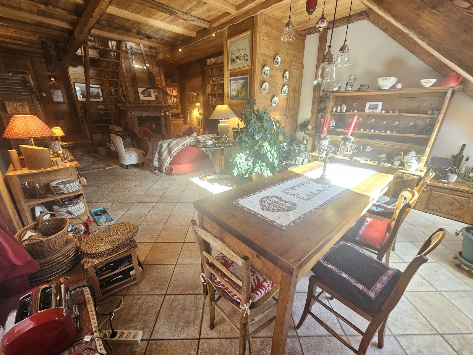 Image_20, Maison de village, Chantemerle, ref :251/03